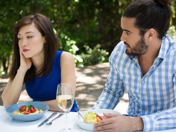 couple femme tension quotidien
