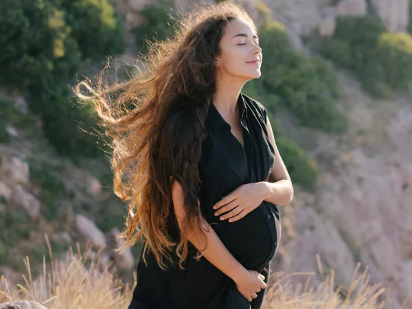 grossesse seule femme force et courage